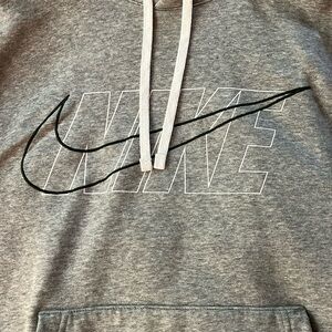 gray nike fleece hoodie